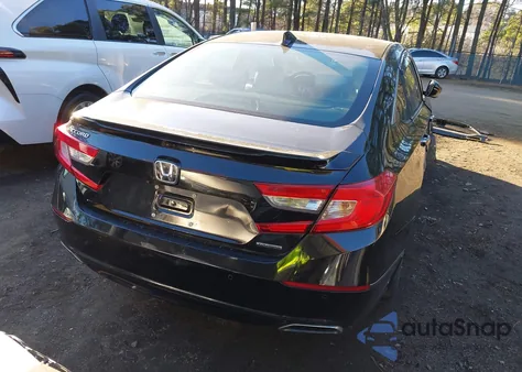 2018 Honda Accord Touring z USA, uszkodzony, nr VIN 1HGCV1F92JA103170